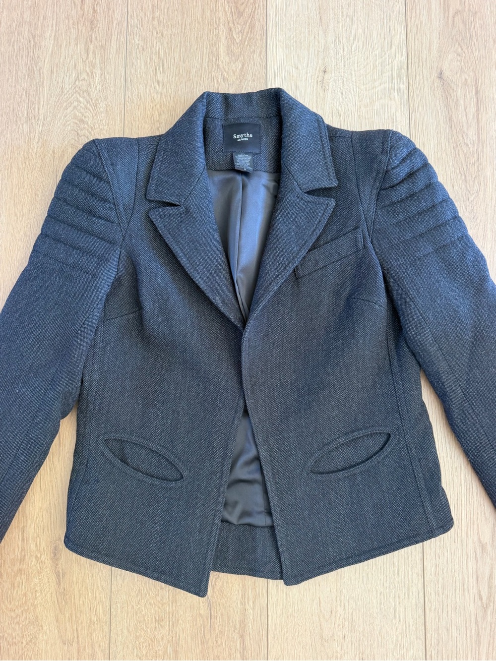 Smythe Duchess Blazer / Peaked Lapel Quilted Shoulder Jacket Gray Size 8